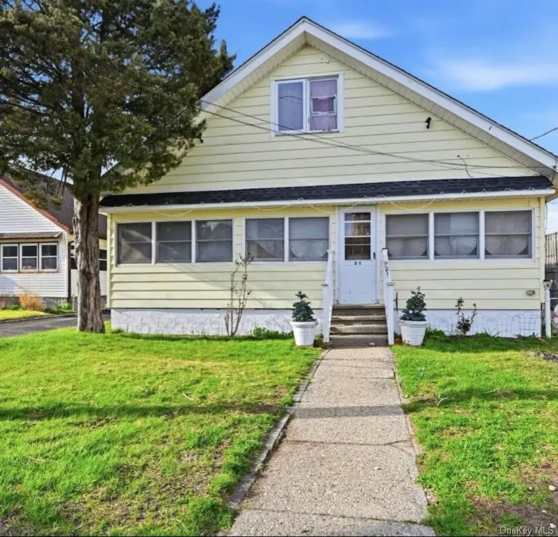 21 Locust St