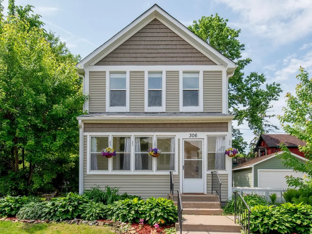 306 Harrison Ave