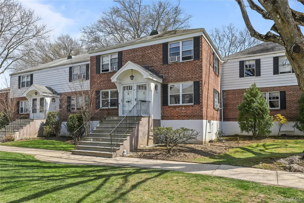 2 Peck Ave Unit 27 A