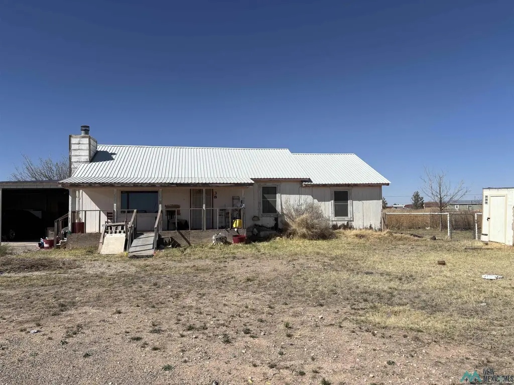 38 E Jackson Rd