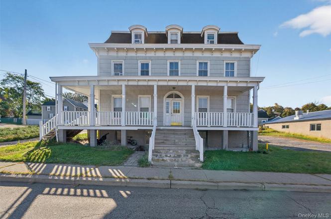 239 W Main St