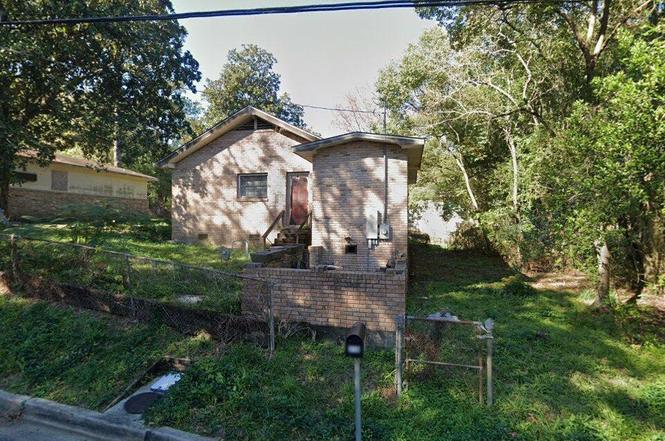 316 1st St