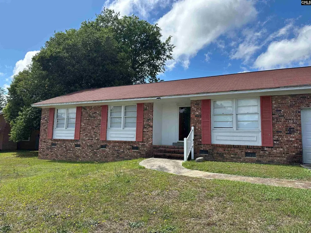 1703 Alba Dr