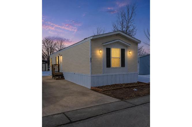 2700 W C St #155