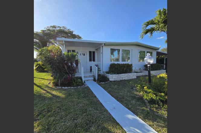 4501 NW 68th St