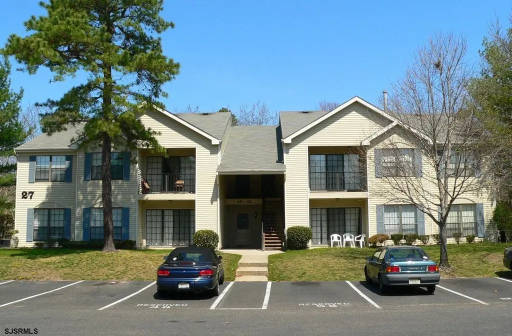66 Sussex Ln #66