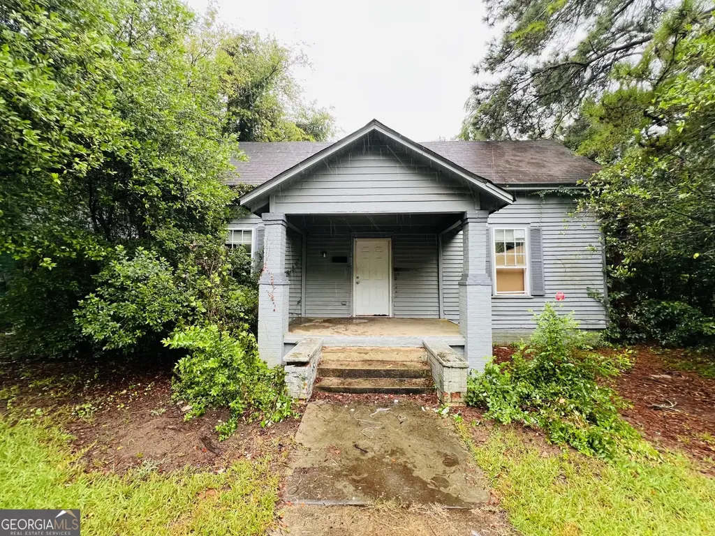 807 Peachtree St