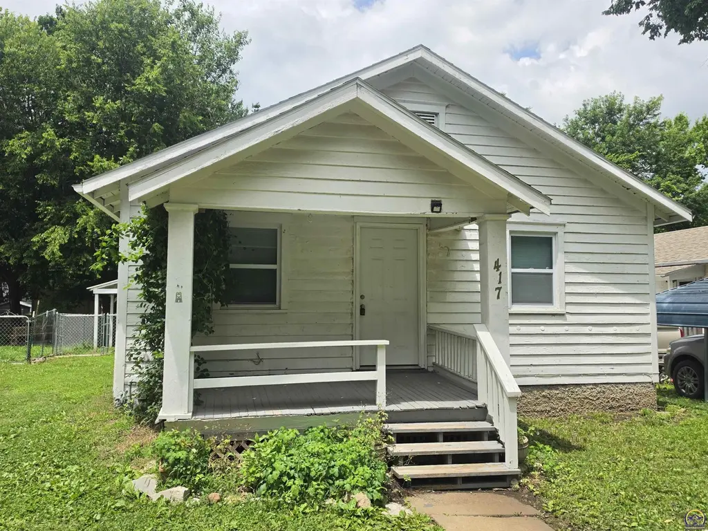 417 Elm St
