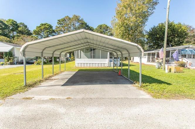 67 Crooked Island Cir