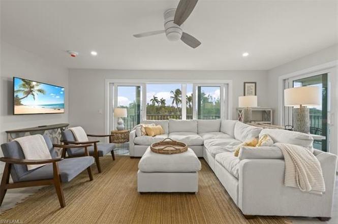 585 E Gulf Dr Unit A2