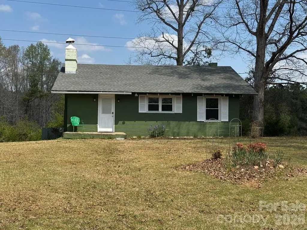 341 Lake Rd