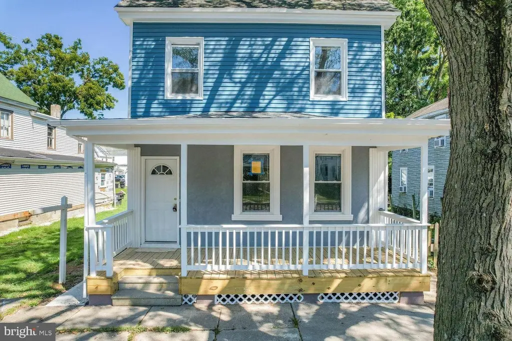 15 S Governors Ave