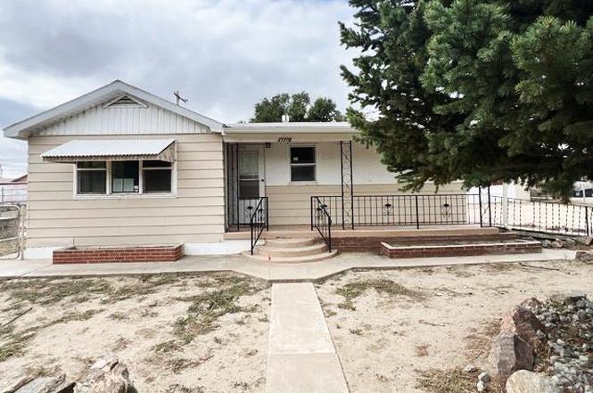 320 Nana Lou St