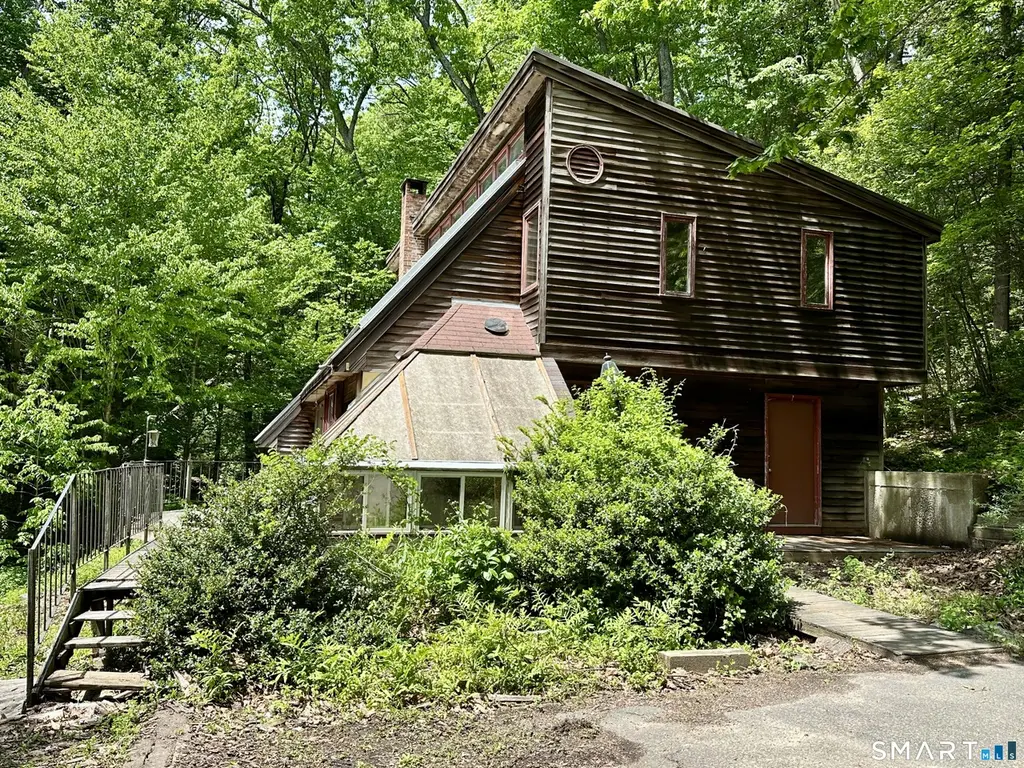 63 Fox Brook Rd