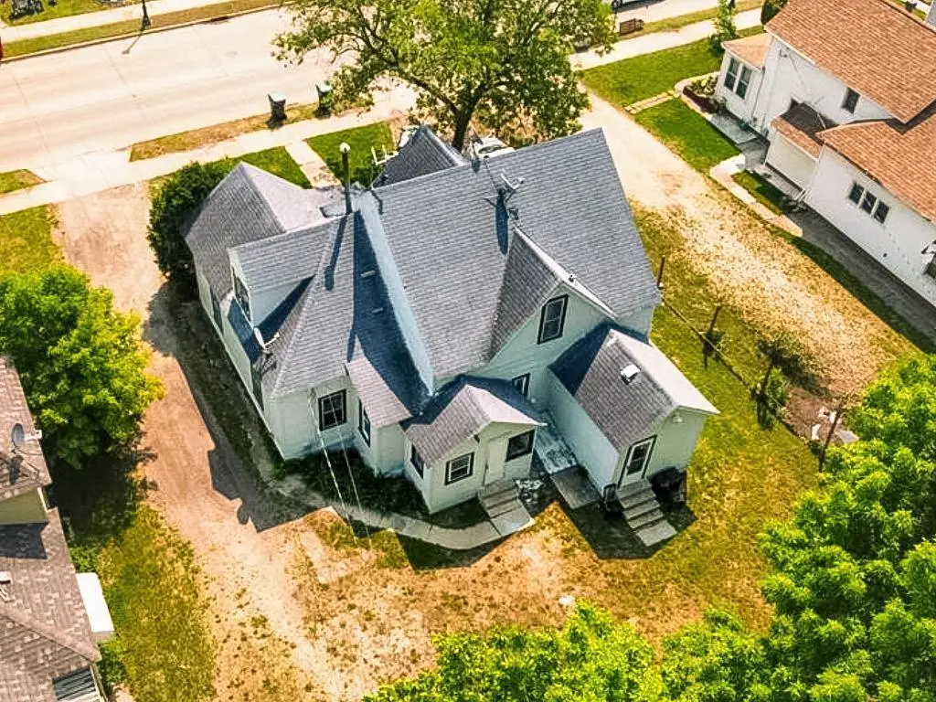 404 Main St