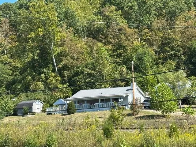 11 Paddy Hollow Dr