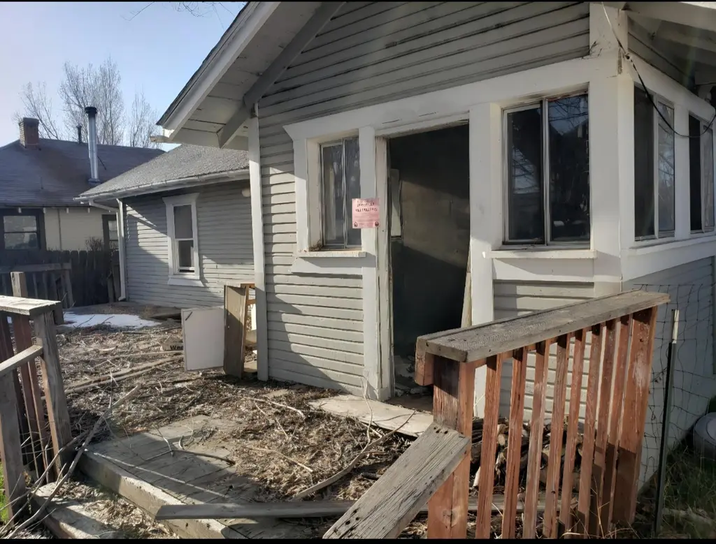 17 Orange St