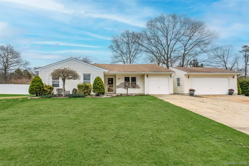 35 Timber Trail Ln