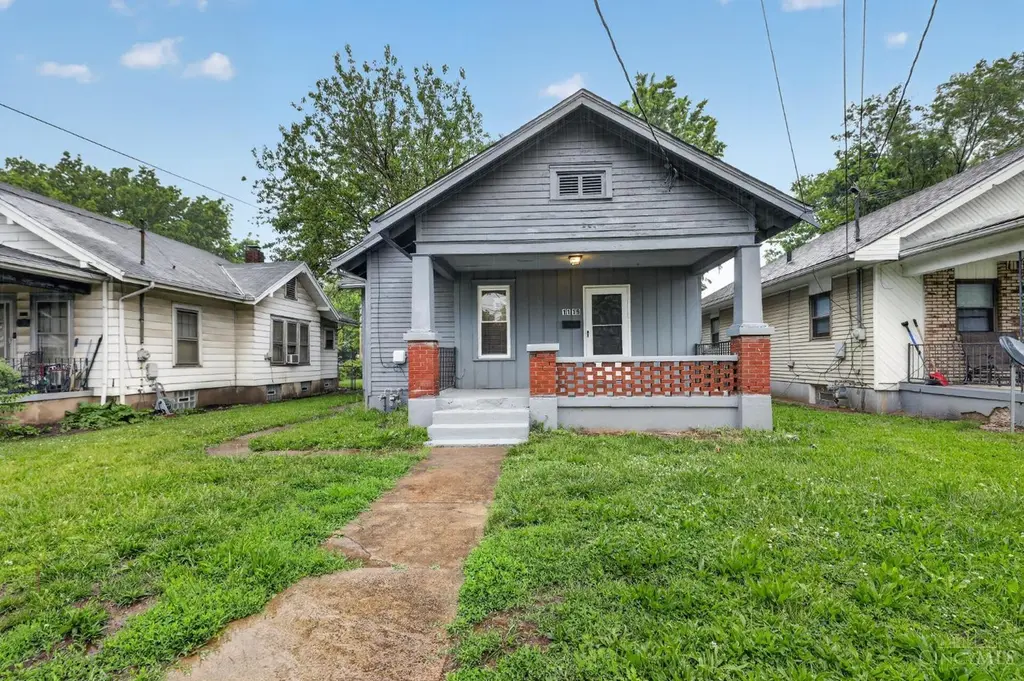 1119 Kunz Ave