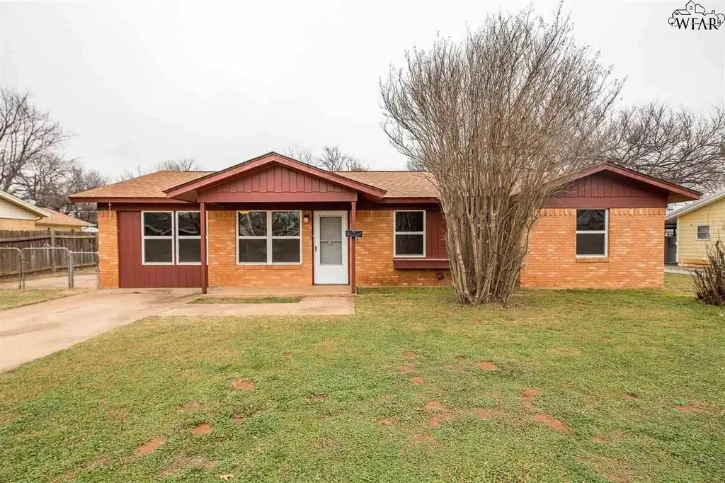 1201 Shady Ln