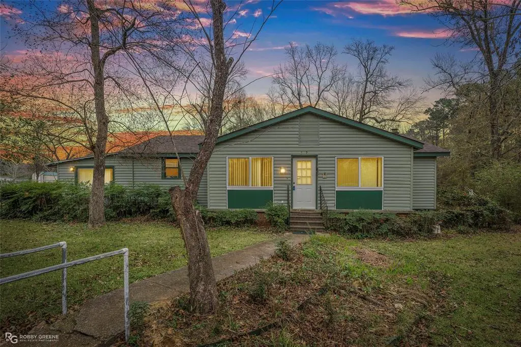 302 Princeton Rd