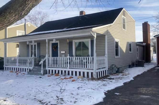 439 Carnahan Ave