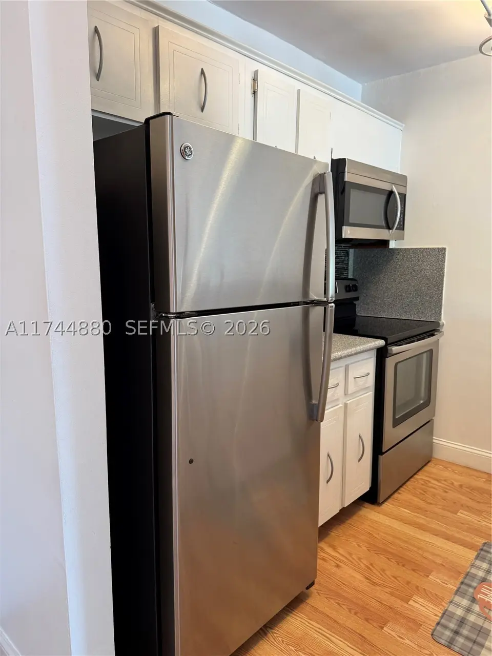 1225 NE 124th St Unit 33A