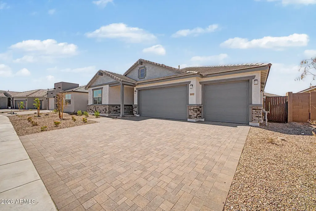 18457 W Cocopah St
