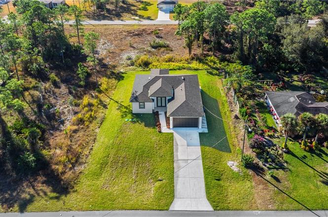 922 Sunrise Blvd