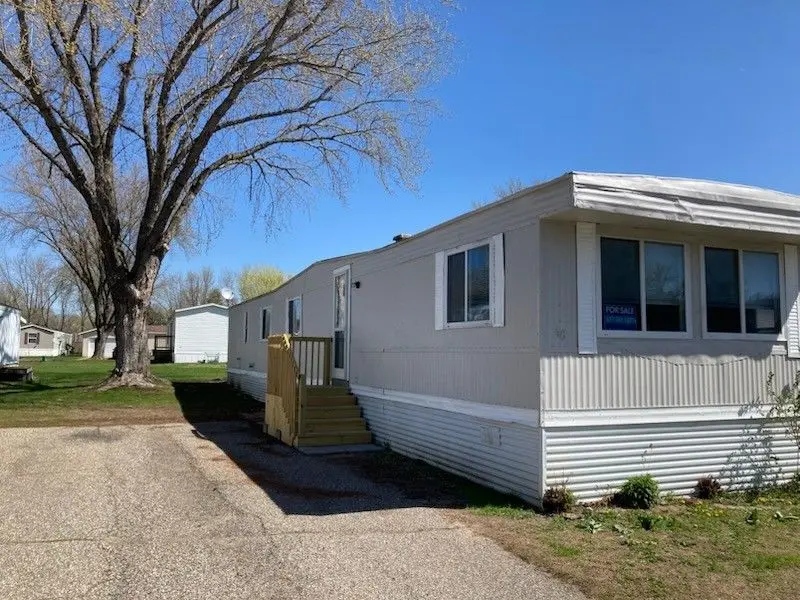 909 W Lakewood Avenue Site #46