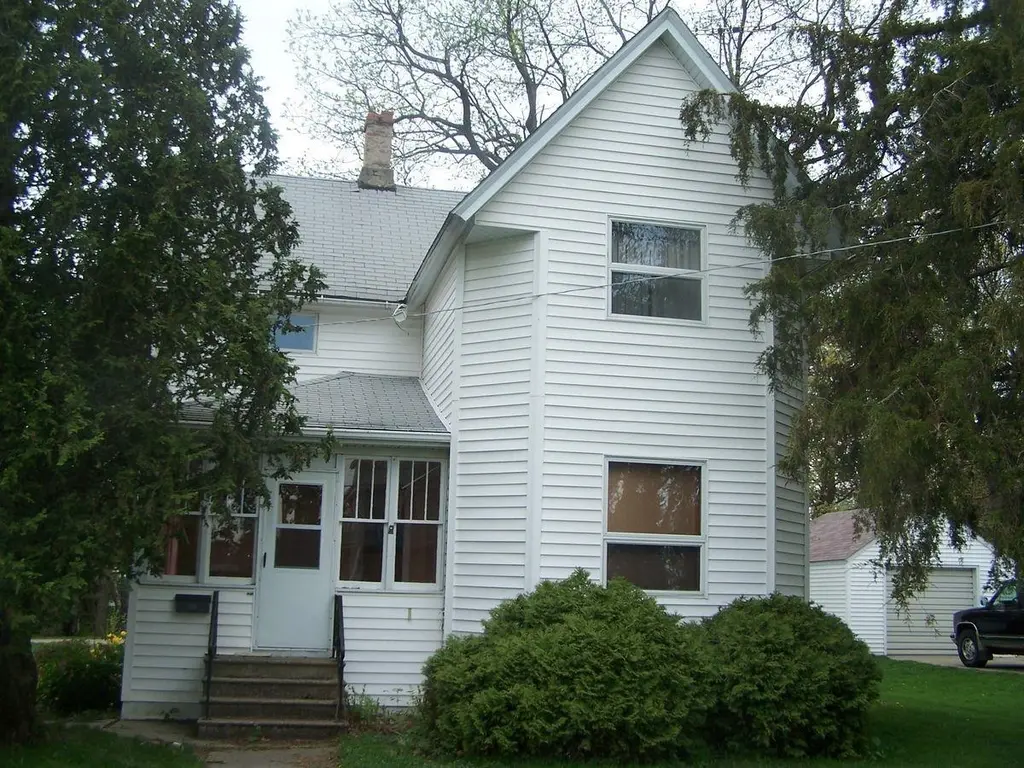 705 W Main