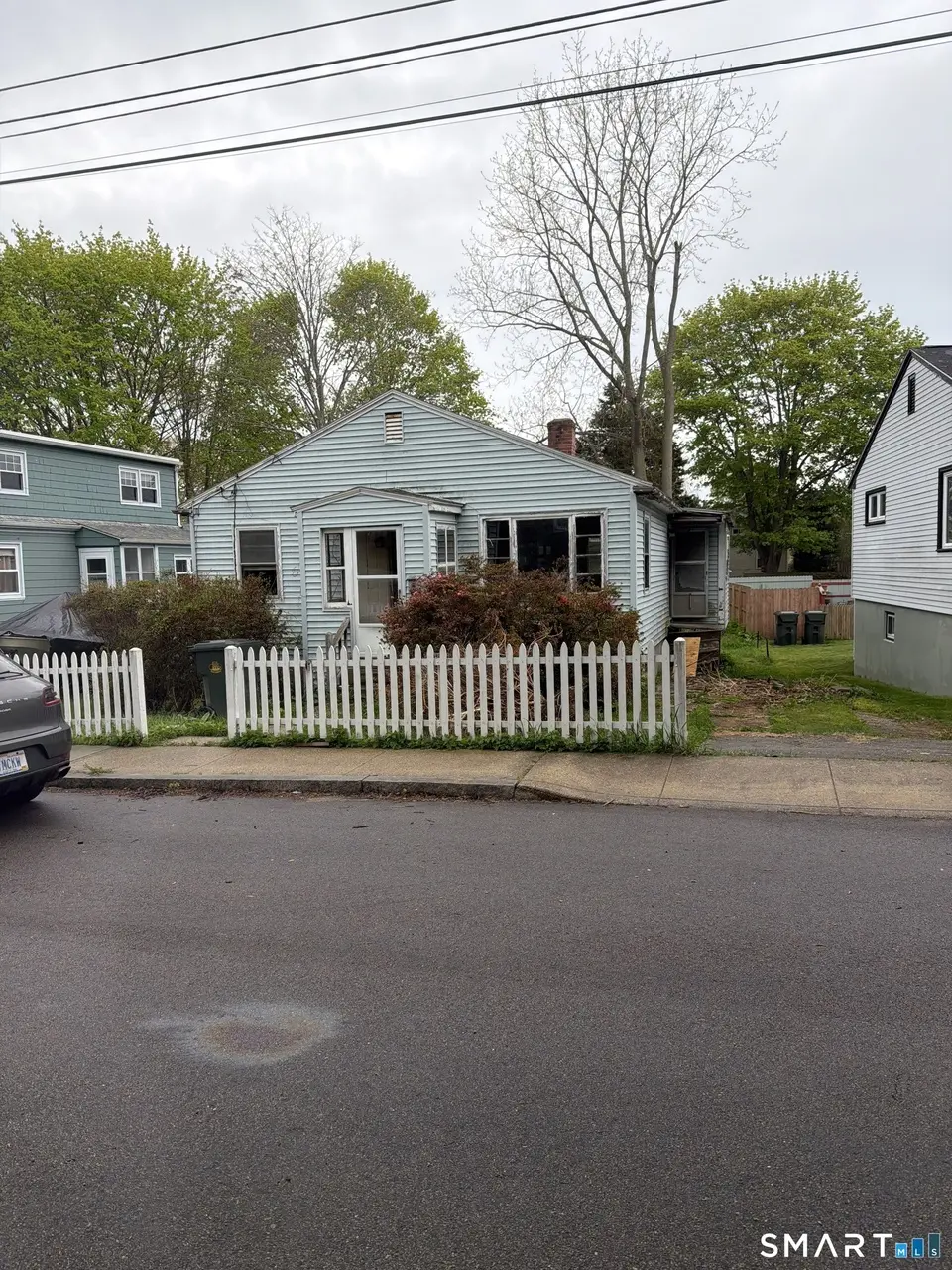 38 Robinson St