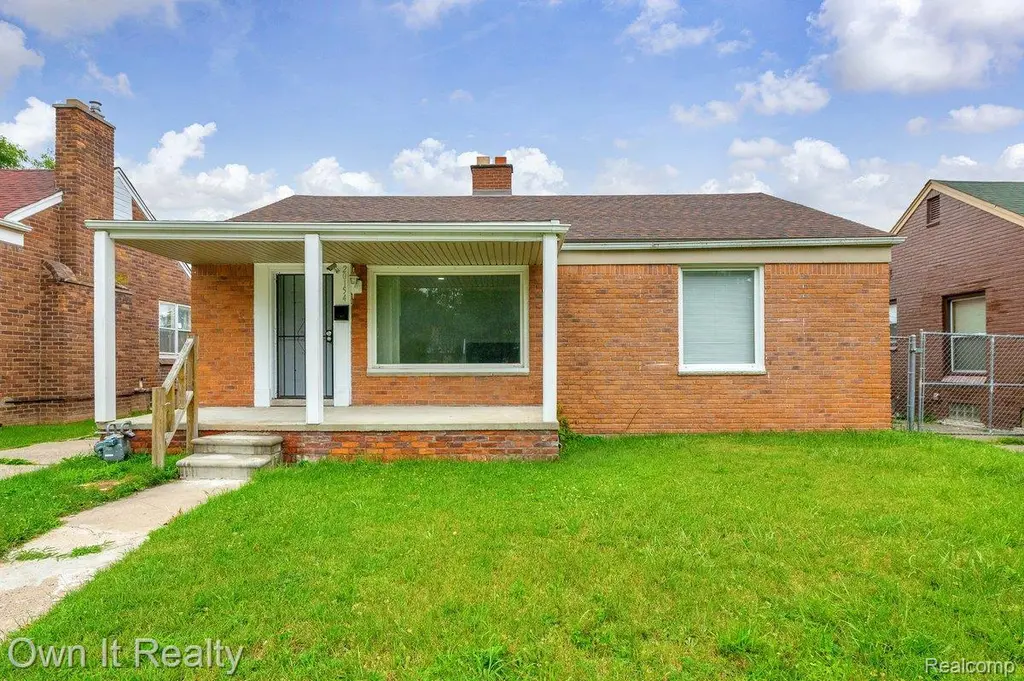 20154 Hubbell St