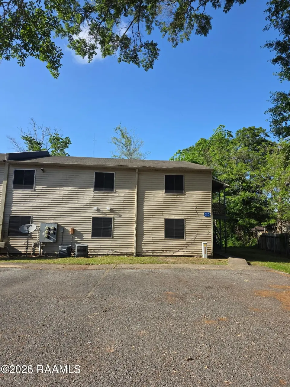 200 Buttercup Dr Unit 517 518