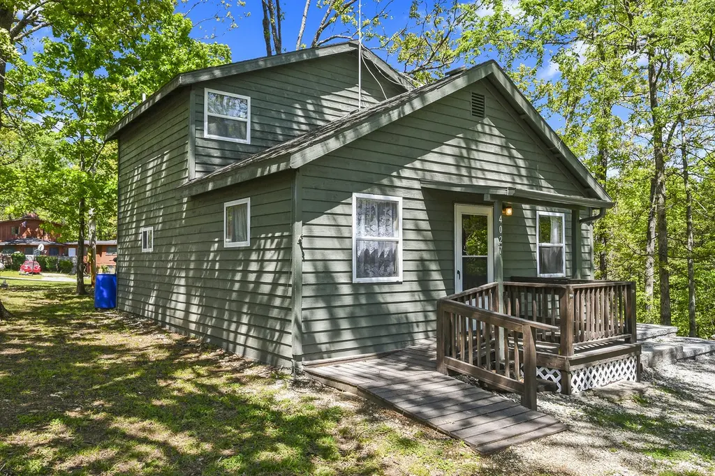 4027 Buckeye Rd