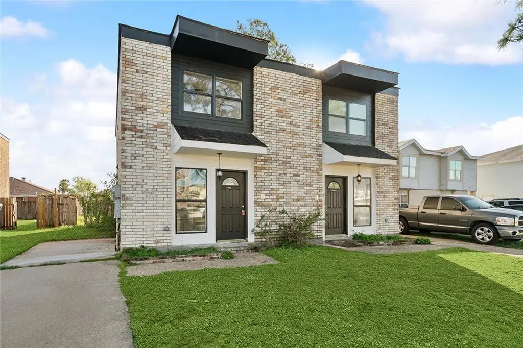 7001-7003 Yorktown Dr