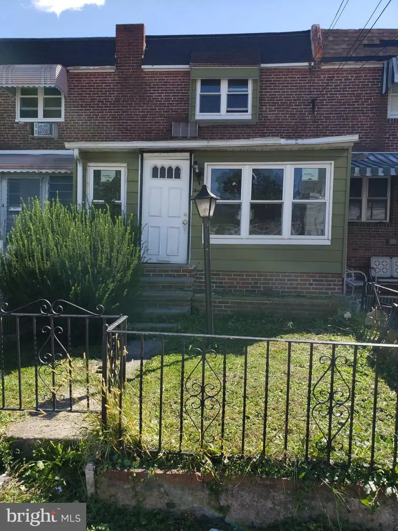 208-505 Marks Ave