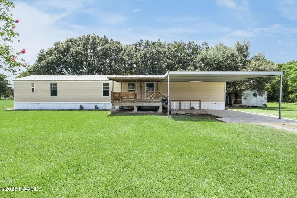 10916 Shanna Dr