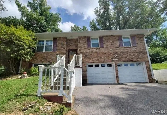 104 Pyramid Dr