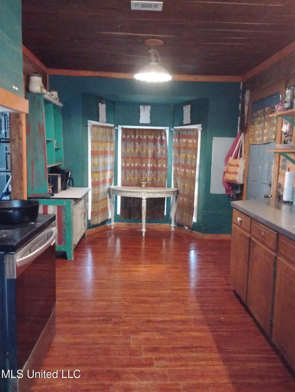 914 Mary St
