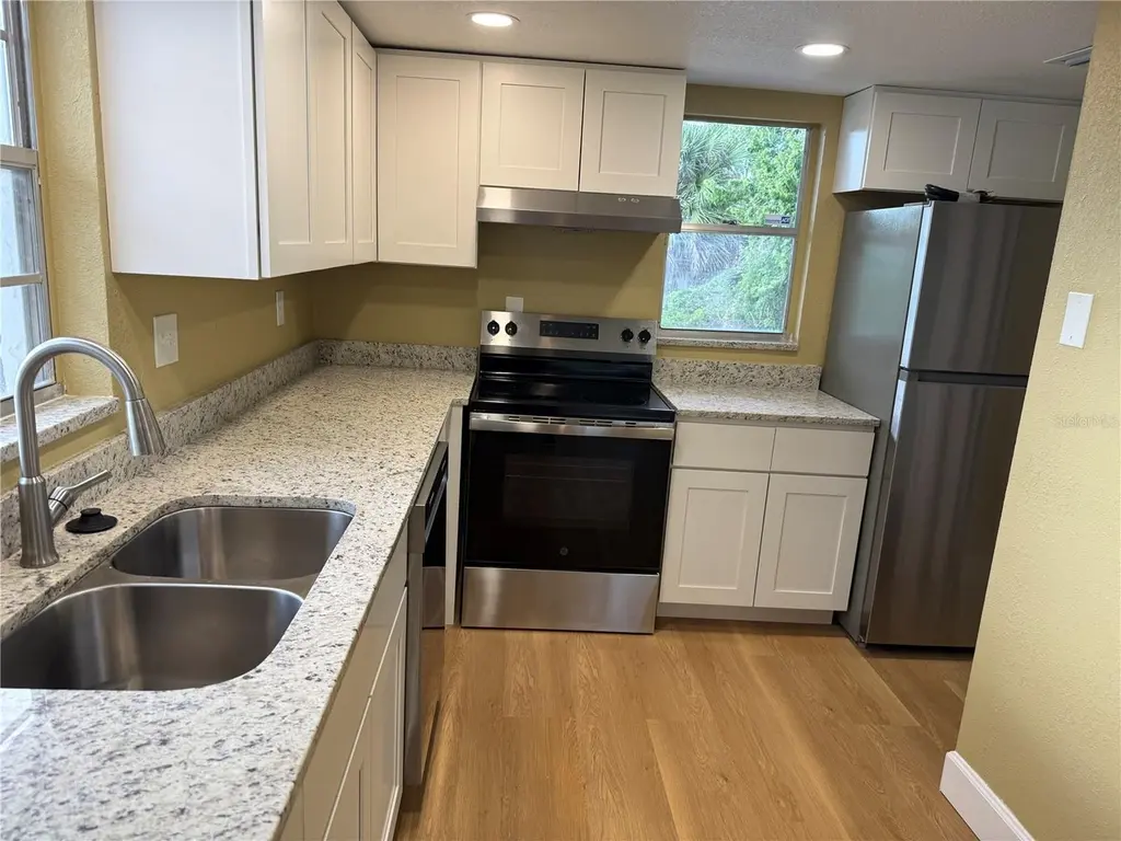 6062 Amberly Ave Unit F53