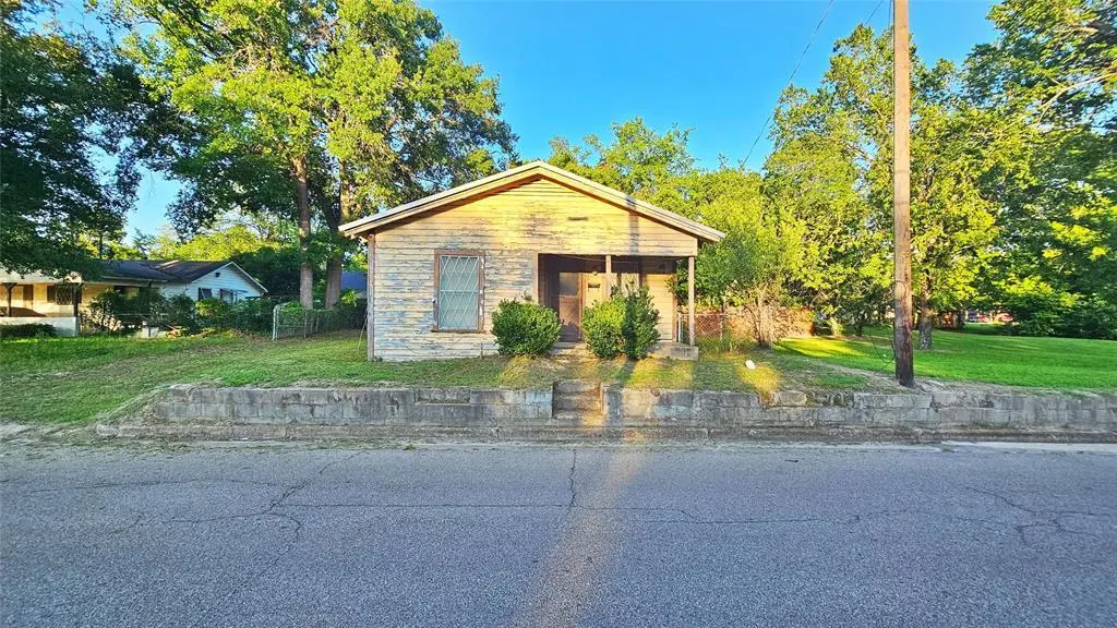 300 Carter St