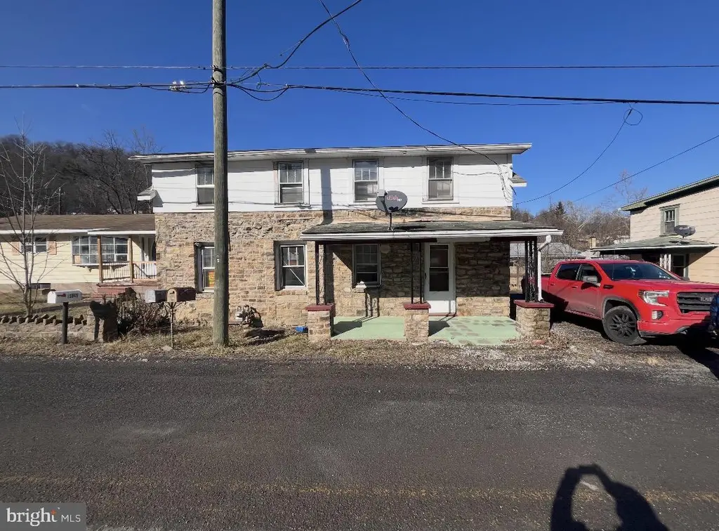 15943 Foundry