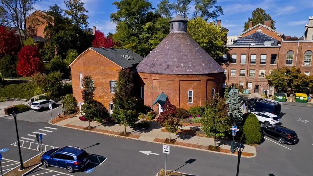 244 Main St