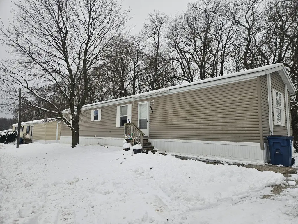 12857 Michael Dr #49