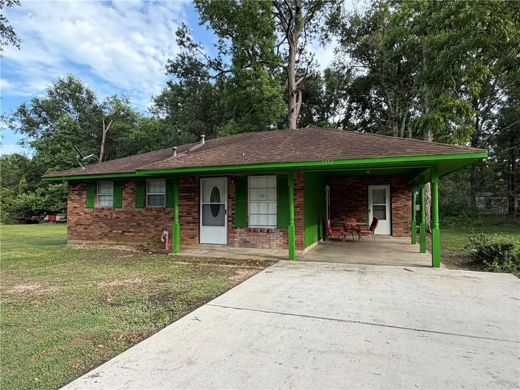 1012 Varnado St