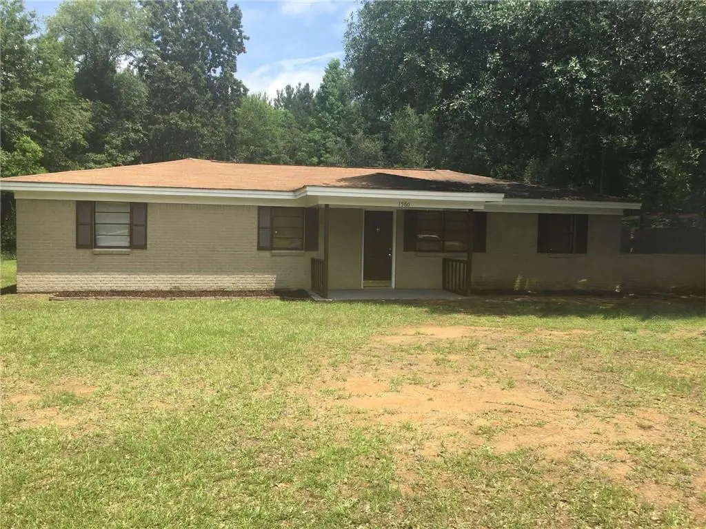 1560 Military Rd