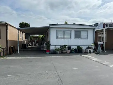 2053 East Bayshore #7