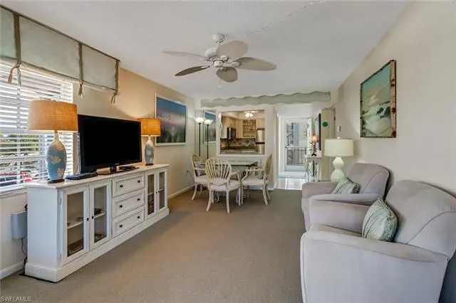 5 High Point Cir W #211