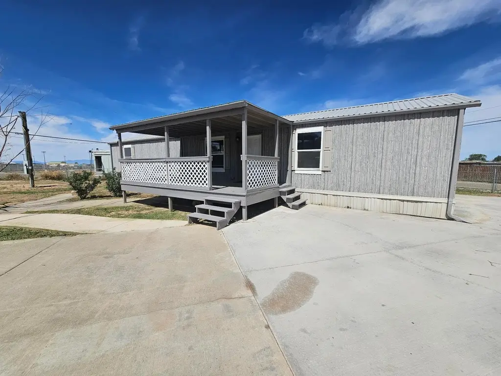 1704 Palo Verde Dr
